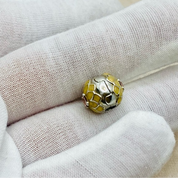 EUC Pandora 791828NBP Sterling Silver Blooming Dahlia Flower Clip Charm - Picture 5 of 13